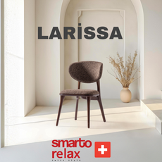 “Larisa sandalye yan görünüm – ergonomik sırt desteği ve metal ayaklı şık duruş”
